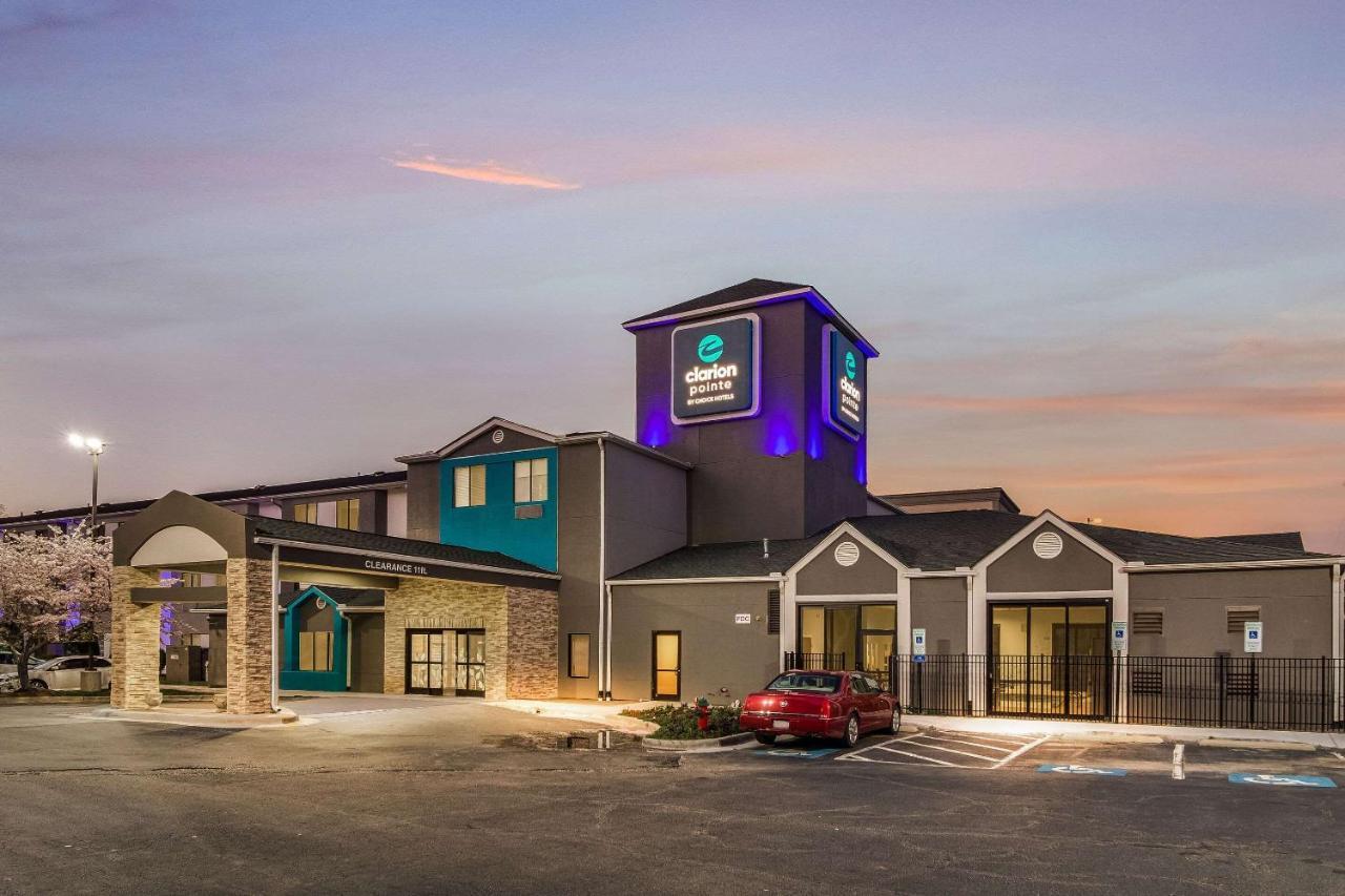 Clarion Pointe Wake Forest - Raleigh North Exterior photo